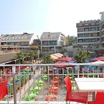 Hotel Side Win &