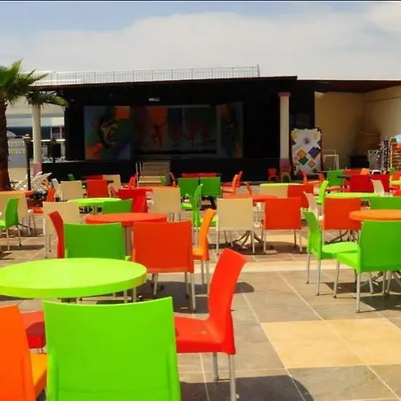 فندق Win & 3*