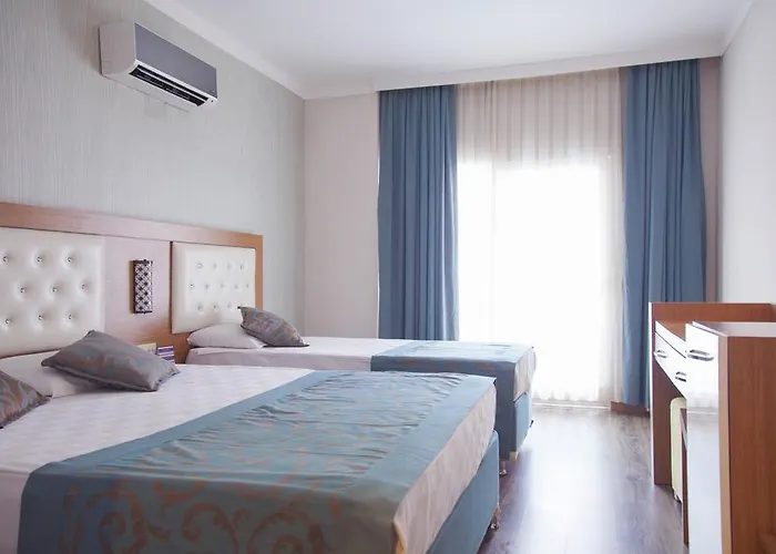 Side Win & Hotell 3*