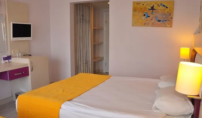 Side Win & Hotell Evrenseki