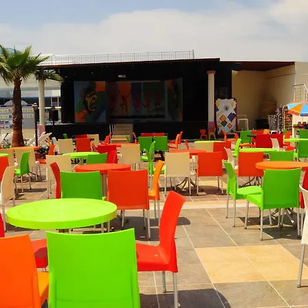 Side Win & Отель